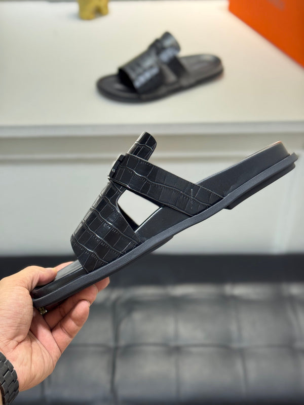 HM Oran H Noir Buckle Slippers in Black Cowhide 735238