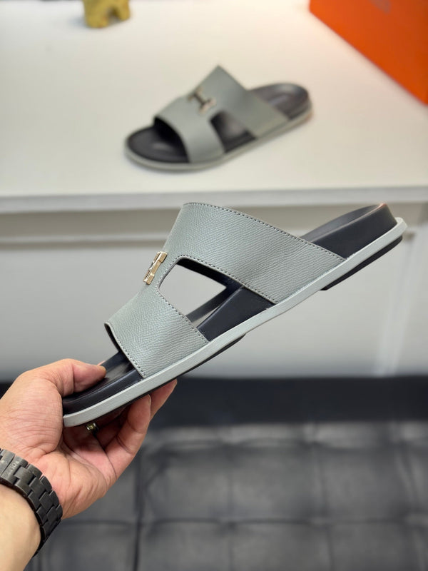 HM Oran H Black Gold Buckle Slippers in Light Gray Cowhide 735251