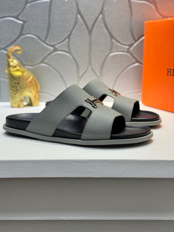 HM Oran H Black Gold Buckle Slippers in Light Gray Cowhide 735251