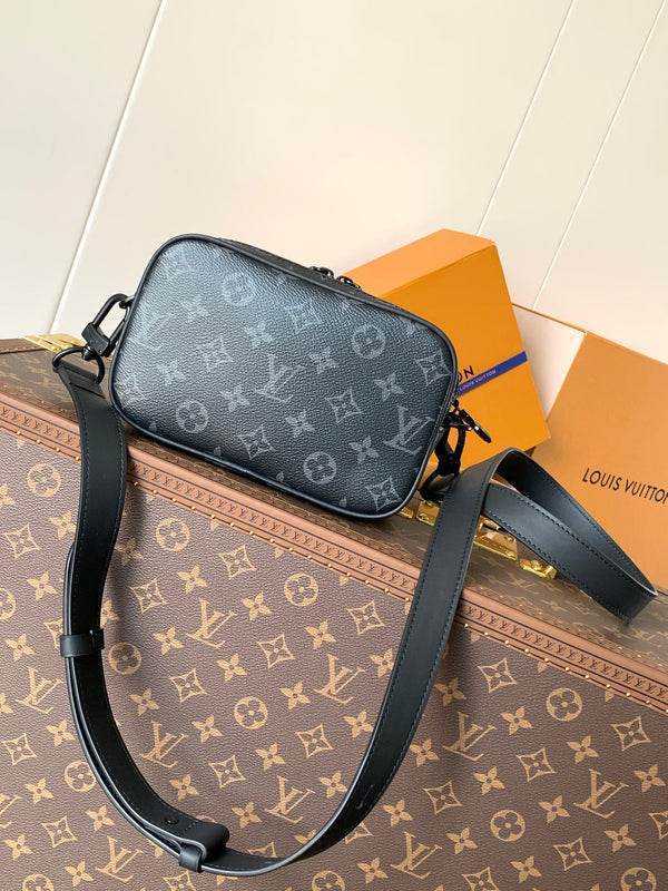 LV Nano Alpha 18.5 cm Black Monogram Eclipse Canvas