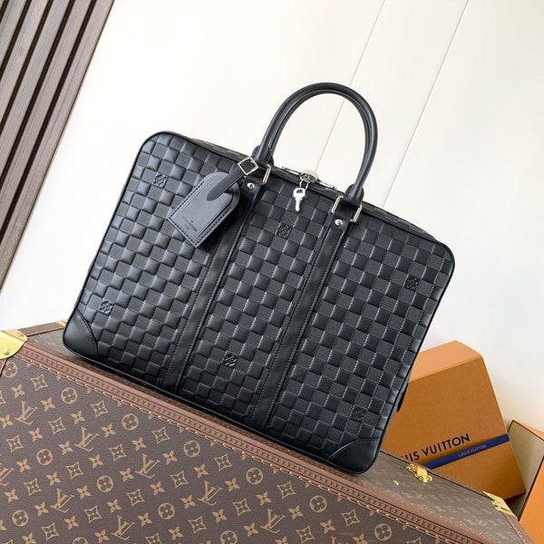 LV Porte-Documents Voyage Black Damier Infini leather
