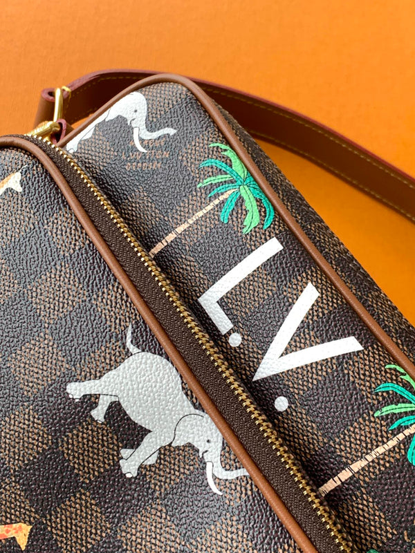 LV Nil Messenger Bag 25cm Brown Animal Printed Monogram Canvas