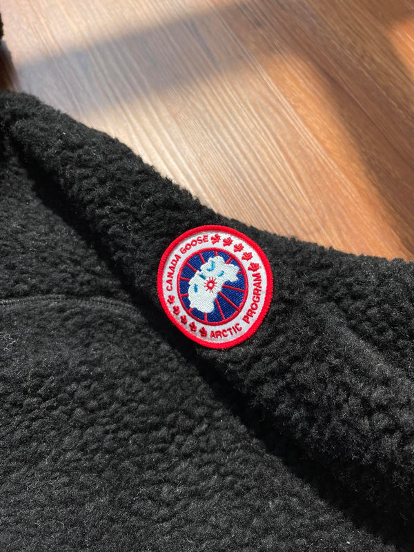 C. Goose Hoodie Black Lambswool 0010