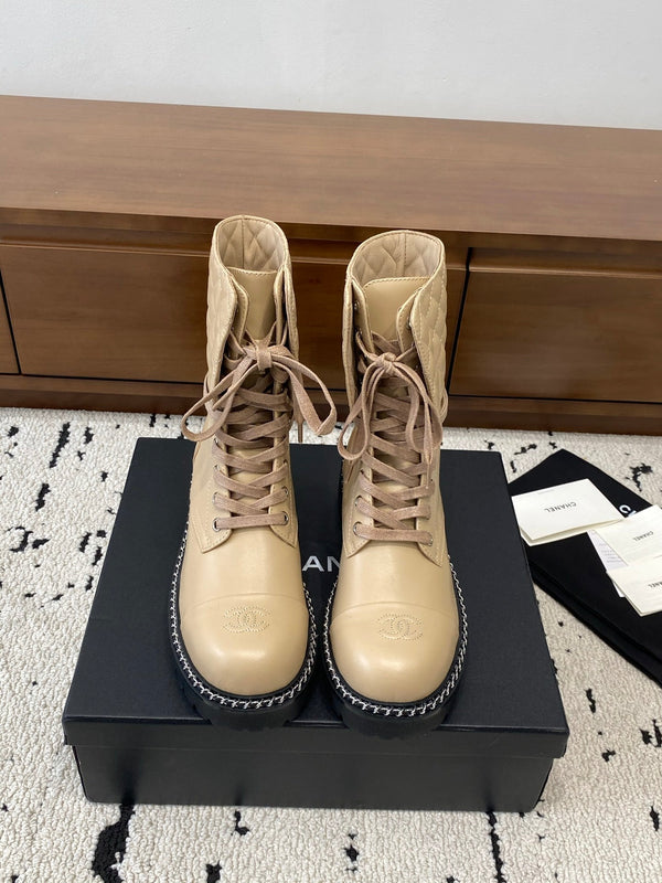 CC Ankle Boots Flat Quited Beige Calfskin 529288