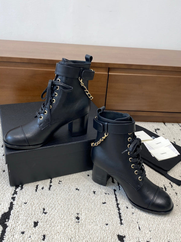 CC Ankle Boots 50mm With Chain Strap Black Calfskin 529289