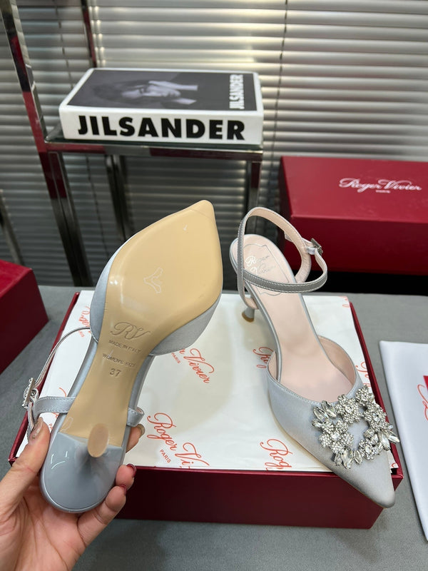 Flower Strass Buckle Slingback Pump 90 Grey Satin