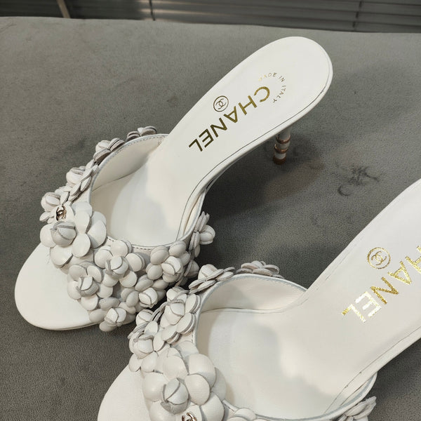 mule sandal 80 white calfskin flower