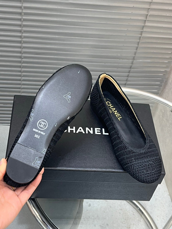 CC 25 Ballet Flat Black Beige Raffia