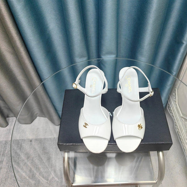 sandalo slingback cc 85 in pelle di vitello verniciata bianca