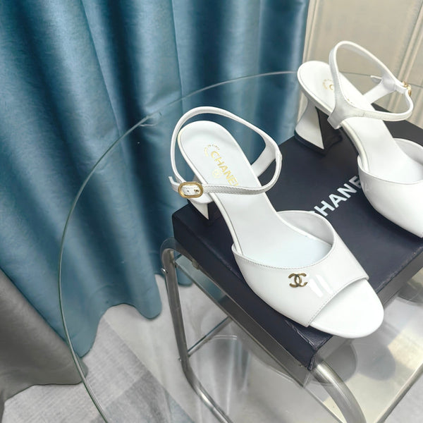 sandalo slingback cc 85 in pelle di vitello verniciata bianca