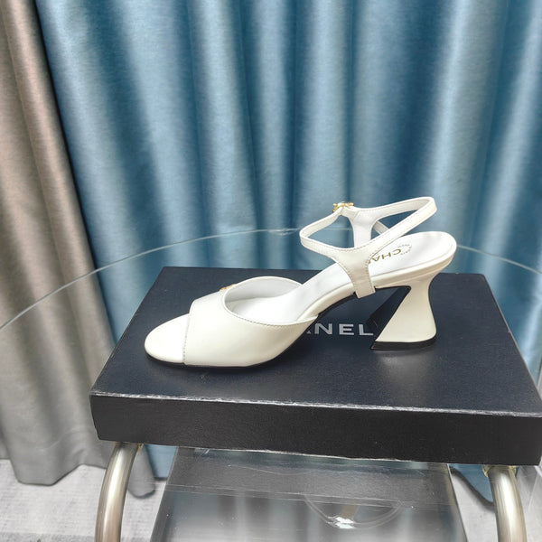 sandalo slingback cc 85 in pelle di vitello verniciata bianca