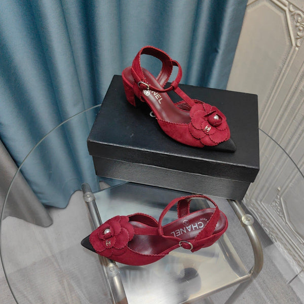 CC CAMELLIA SANDAL IN CHERRY RED SUEDE AND BLACK CALFSKIN WITH FLOWER