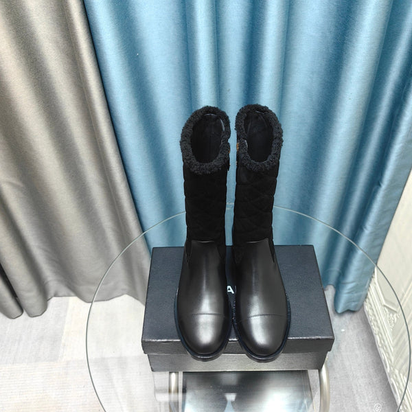 CC Short Boots Black Suede Lining Wool And Lambskin