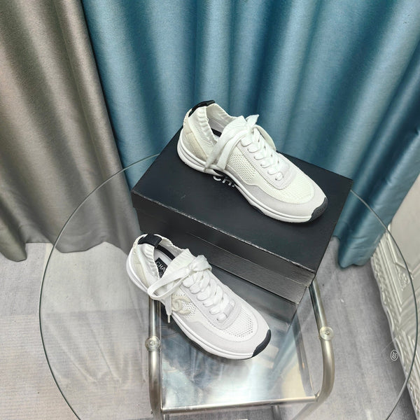 CC Sneaker in pelle scamosciata grigia bianca e tessuto a rete in poliestere