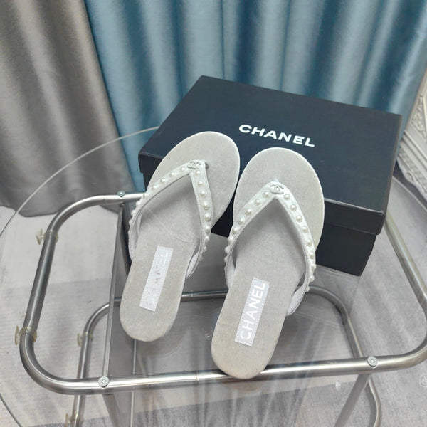 CC Thong Grey Velvet Pearl