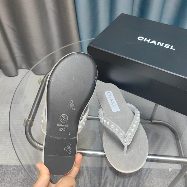 CC Thong Grey Velvet Pearl