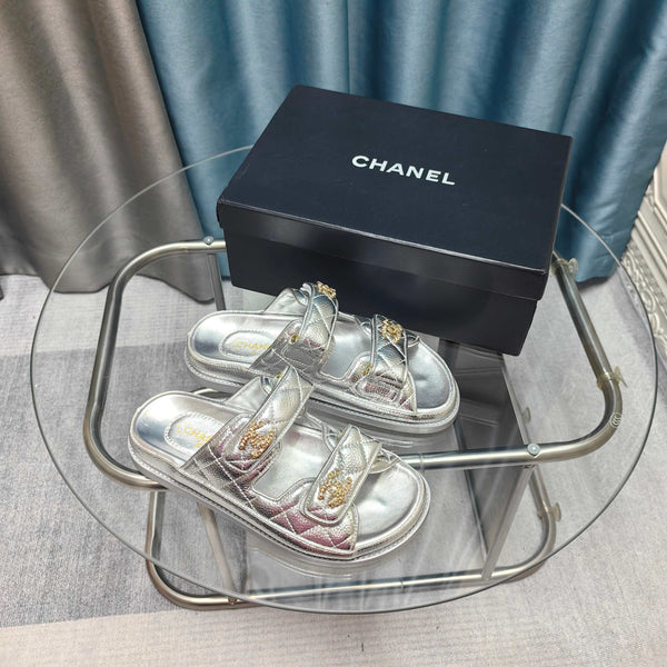 CC 25C Dad Mule Silver Metalic Grained Calfskin