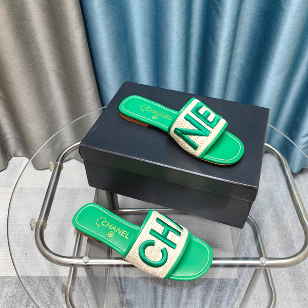 CC 25 Mule Rafia Grande Logo