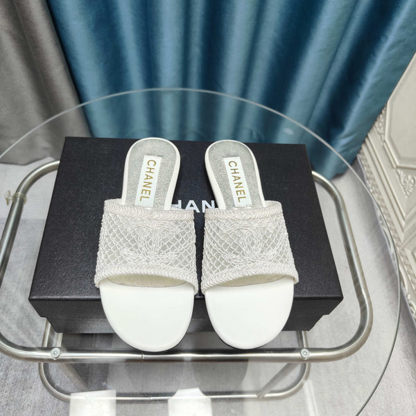 CC 25 Sandal Lace Fabric