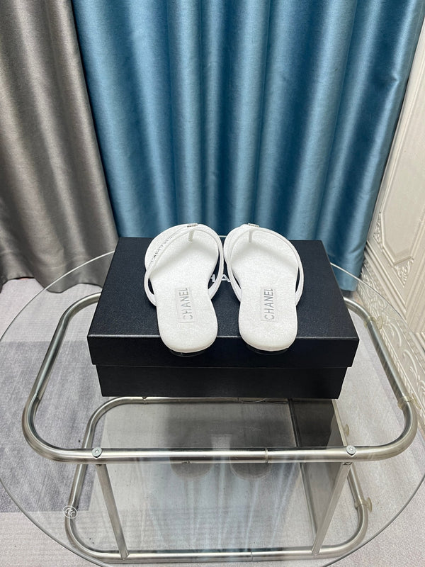 CC 25 Sandalo infradito Bianco Viola Diamante