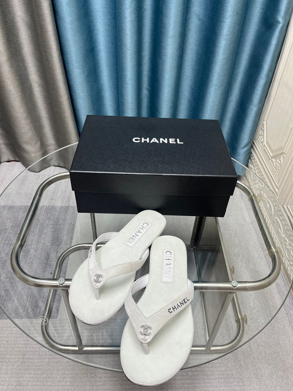 CC 25 Sandalo infradito Bianco Viola Diamante