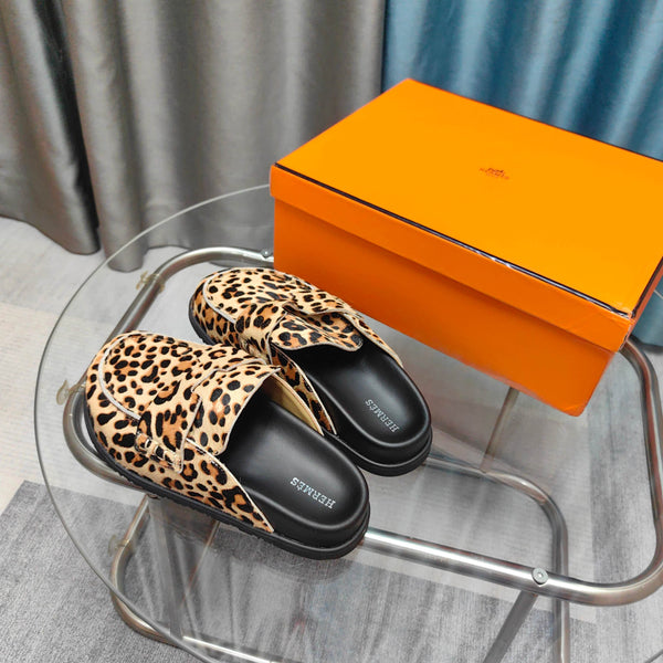 HM 25 Go Mule Light Leopark Horsehair Fabric 369355