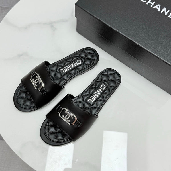 CC 25 Mule Sandals Black Sheepskin 368799