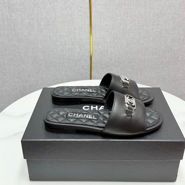 CC 25 Mule Sandals Black Sheepskin 368799