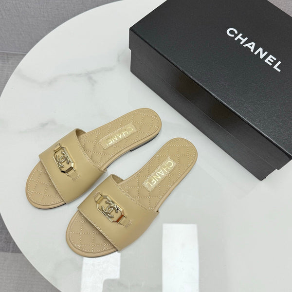 Sandali con muli CC 25 in pelle di pecora beige 368800