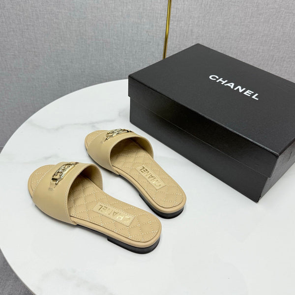 Sandali con muli CC 25 in pelle di pecora beige 368800