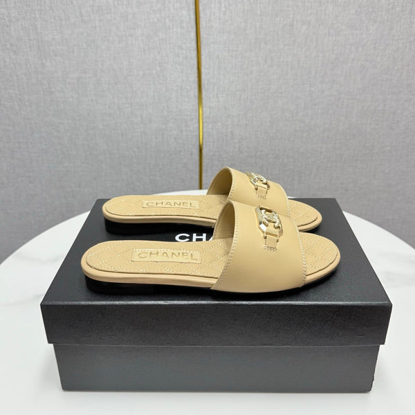 CC 25 Mule Sandals Beige Sheepskin 368800