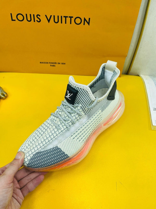 LV SNEAKER IN GREY ASH BREATHABLE MESH FABRIC