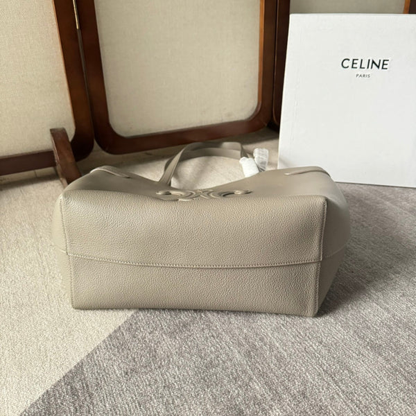 MEDIUM CABAS ANAÏS CUIR TRIOMPHE 54 IN NOMAD GRAINED CALFSKIN
