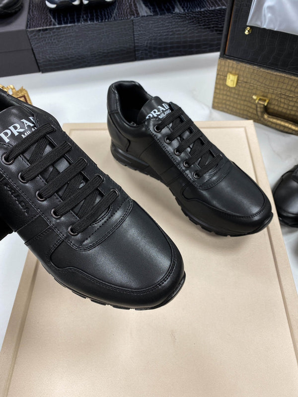 PRA SNEAKER IN BLACK CALFSKIN