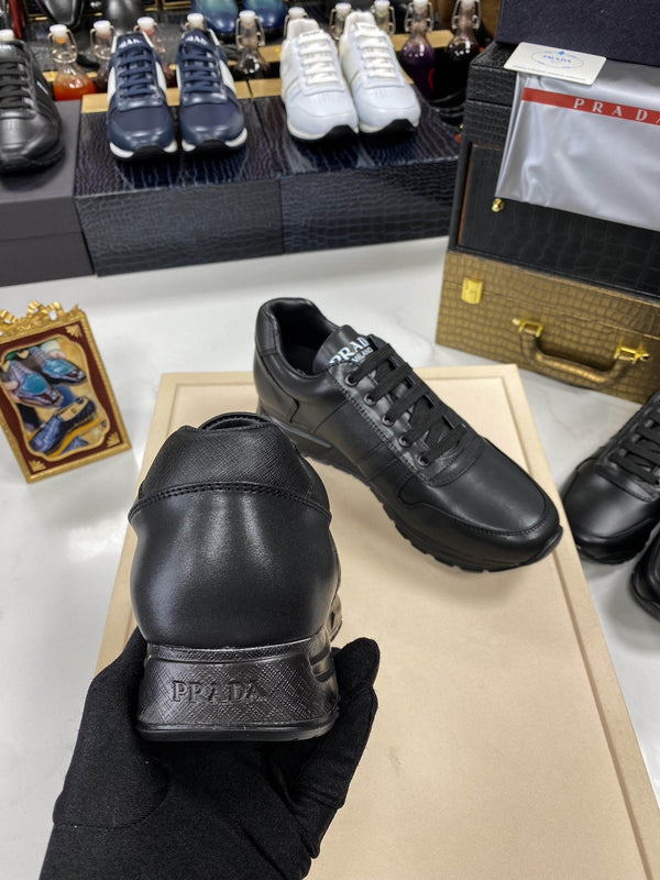 PRA SNEAKER IN BLACK CALFSKIN