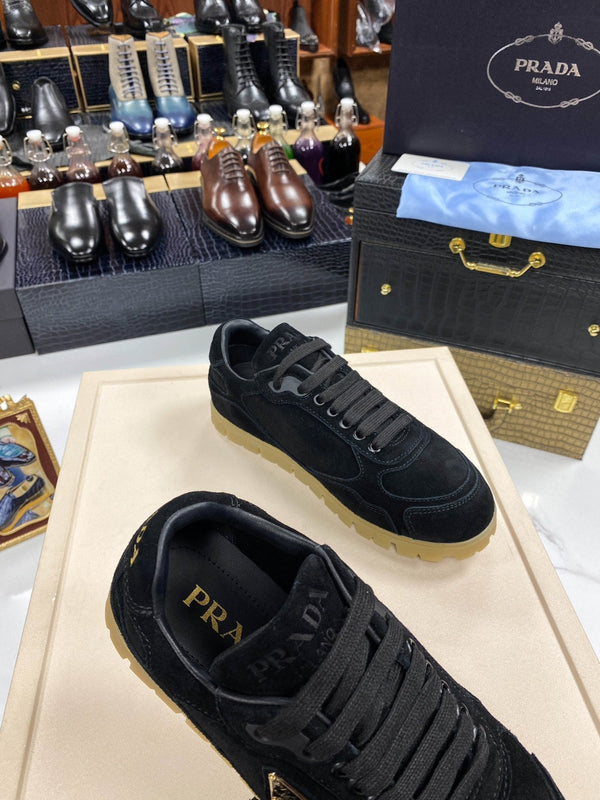 PRA TRAIL FADED BLACK SUEDE SNEAKERS