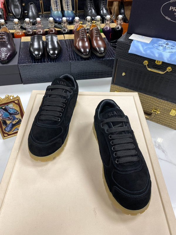 PRA TRAIL FADED BLACK SUEDE SNEAKERS