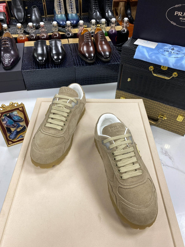 SNEAKERS PRA TRAIL IN CAMOSCIO ECRU slavato