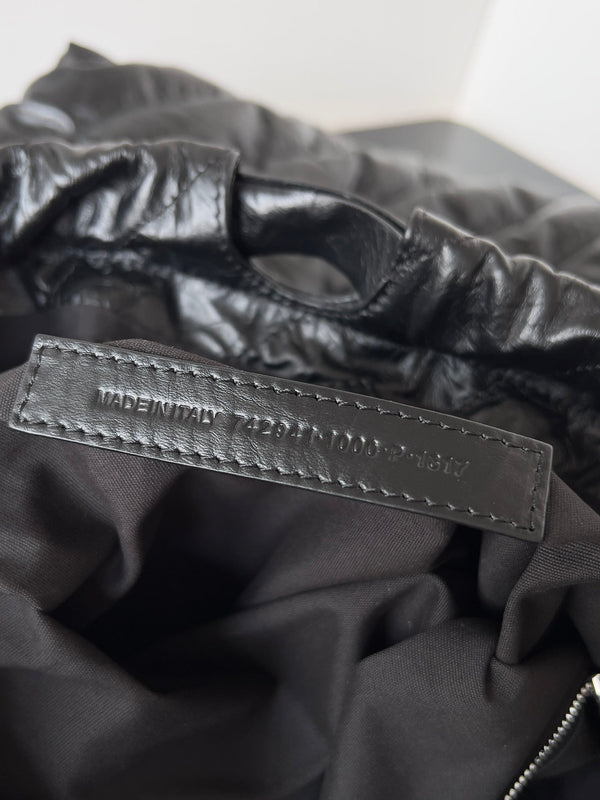 CRUSH LARGE TOTE BAG 46 IN BLACK QUILTED CALFSKIN SILVER HARDWARE