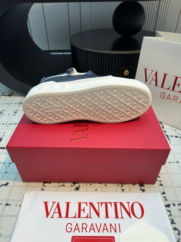 One Stud Xl Trainer In White Mix Black Nappa Leather And Mesh Fabric 824988