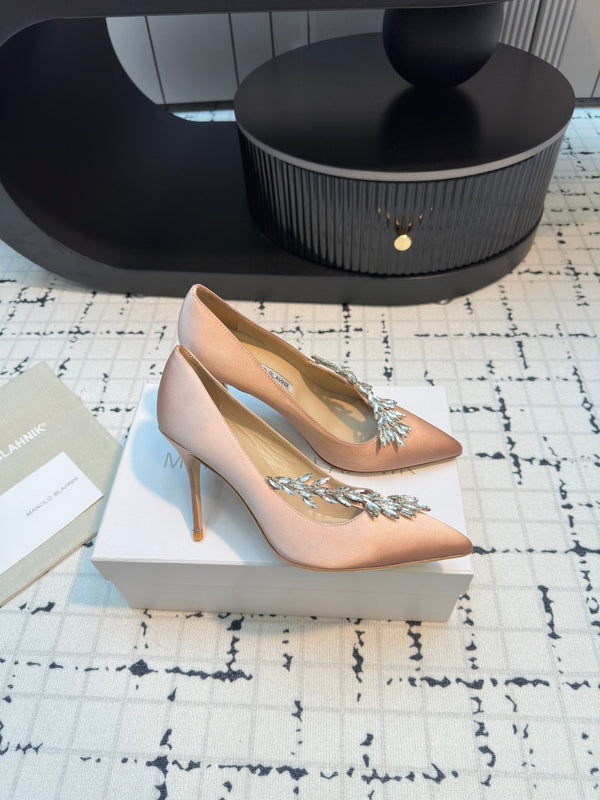 Lurum 90 Beige Satin Crystal Embellished Pumps 868666