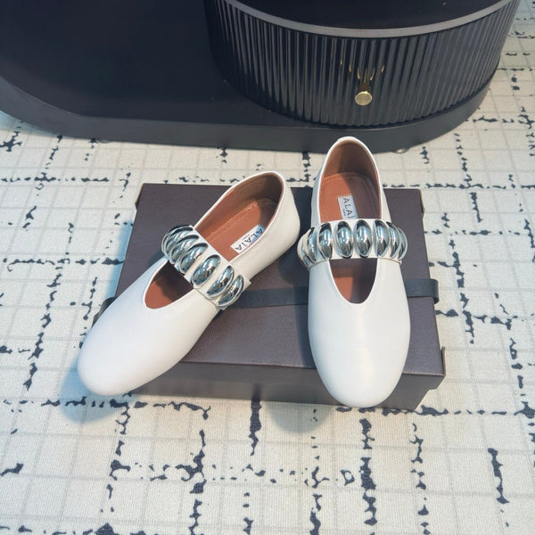 Alaila Ballet Flats In White Cowhide 895230