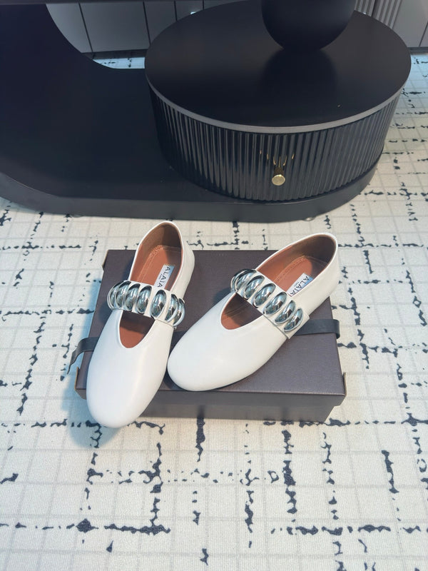 Alaila Ballet Flats In White Cowhide 895230