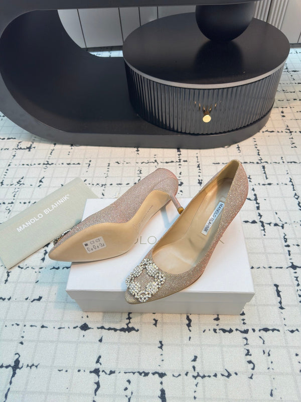 Hangisi 70 Beige Glitter Fabric Leather Jewel Buckle Pumps 912611