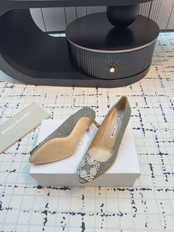 Hangisi 70 Gold Glitter Fabric Leather Jewel Buckle Pumps 912614