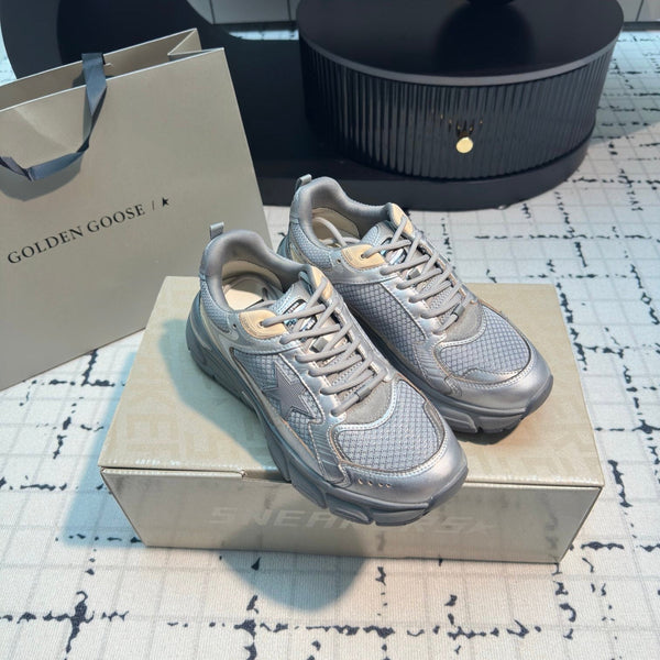 LIGHTSTAR WITH GREY CALFSKIN AND MESH UPPER AND GREY STAR