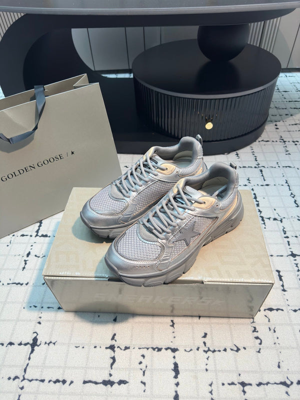 LIGHTSTAR WITH GREY CALFSKIN AND MESH UPPER AND GREY STAR