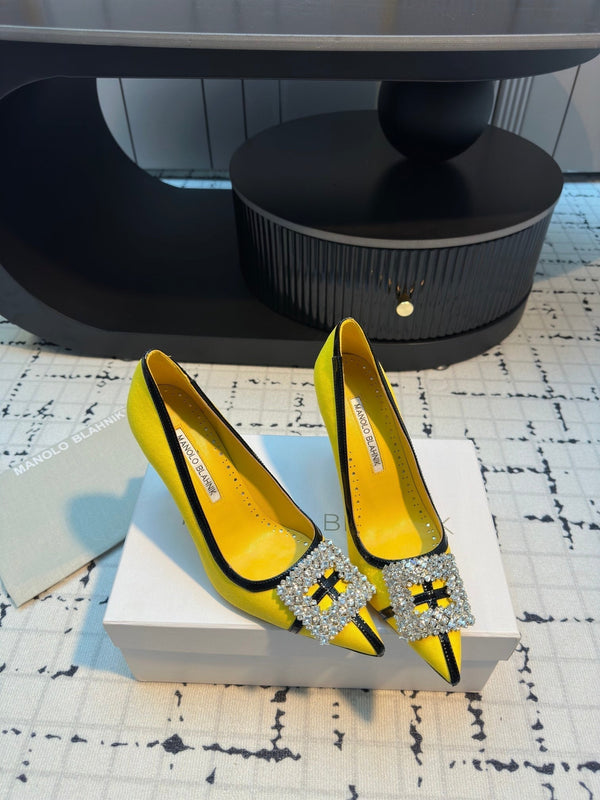 Hangisi 100 Yellow Linen with Black Leather Jewel Buckle Pumps 161072