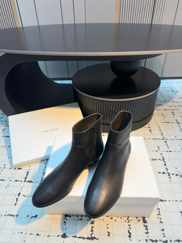 The Row Zipped Ankle Boots 50mm Black Calfskin 429313