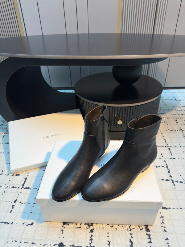 The Row Zipped Ankle Boots 50mm Black Calfskin 429313